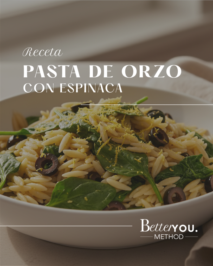 Pasta de orzo con espinaca saludable