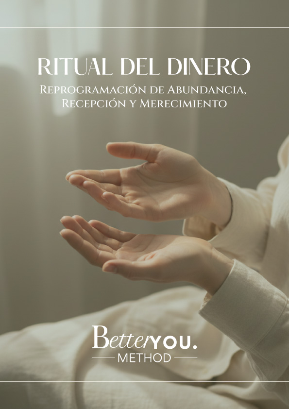 Manos abiertas en ritual de abundancia y dinero